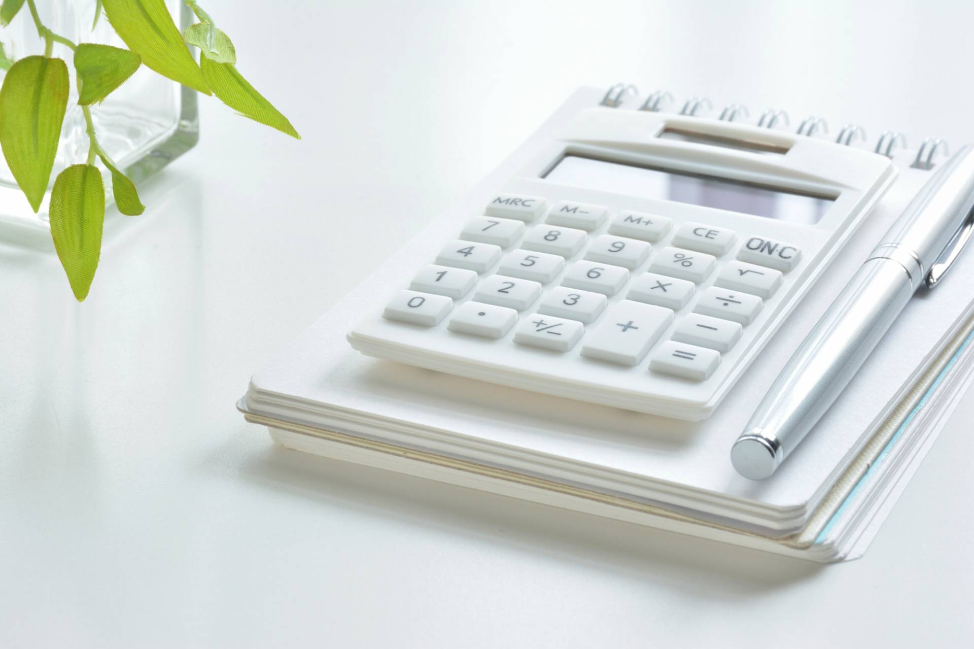 愛玩動物看護師を目指す専門学校の学費について解説！当校の支援制度について